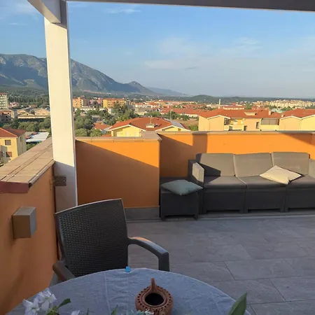 Domeas إيغليزياس